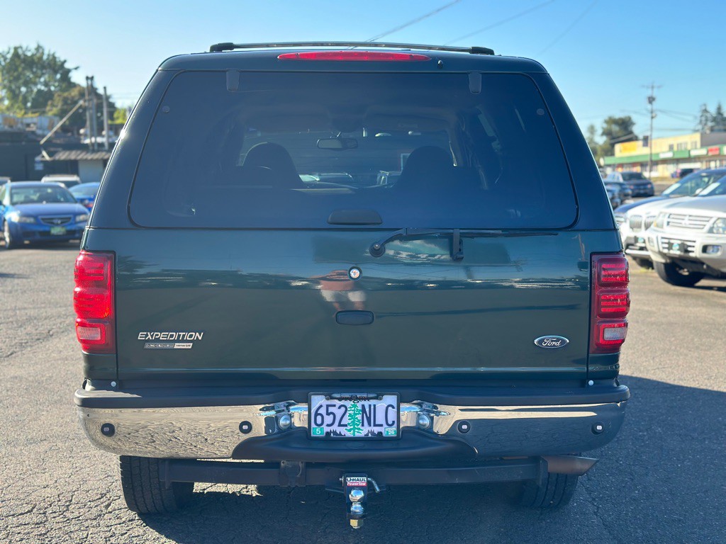 2001 Ford Expedition Image 3