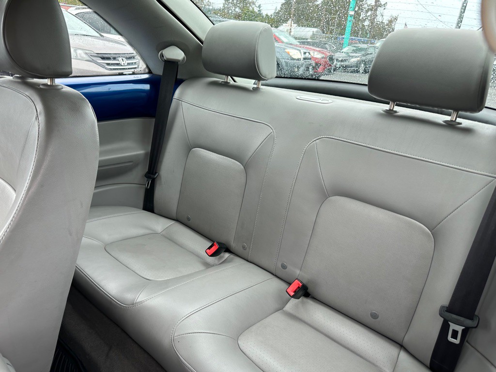 2007 Volkswagen Beetle Image 8