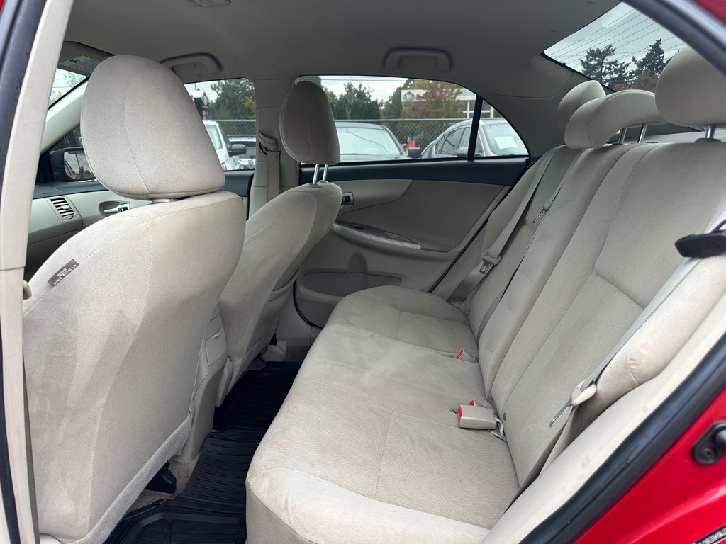 2011 Toyota Corolla Image 8