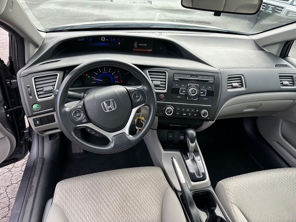2014 Honda Civic Image 9