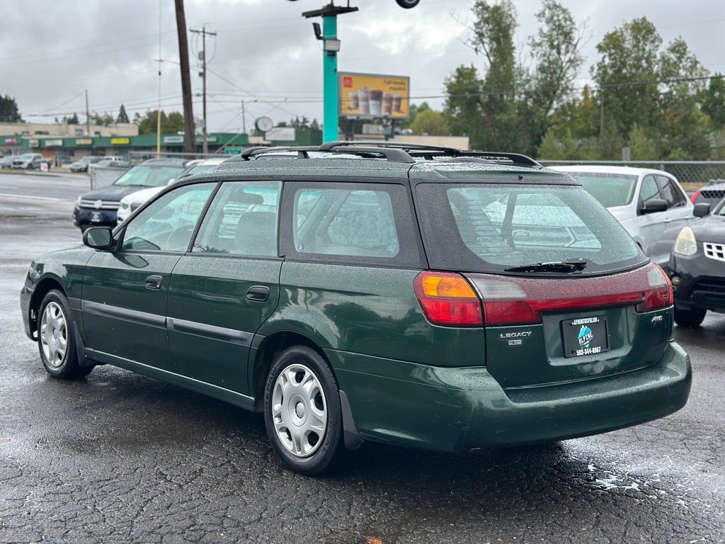 2000 Subaru Legacy Image 2