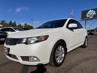 Image for 2013 Kia Forte EX ID: 6884211