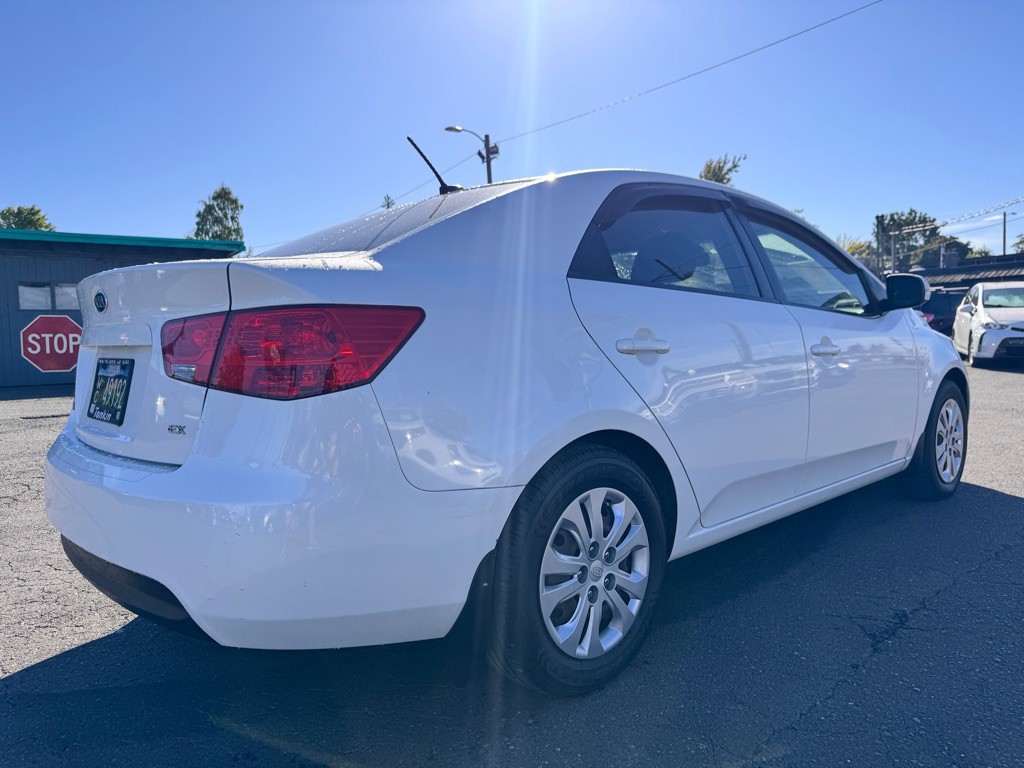 2013 Kia Forte Image 5