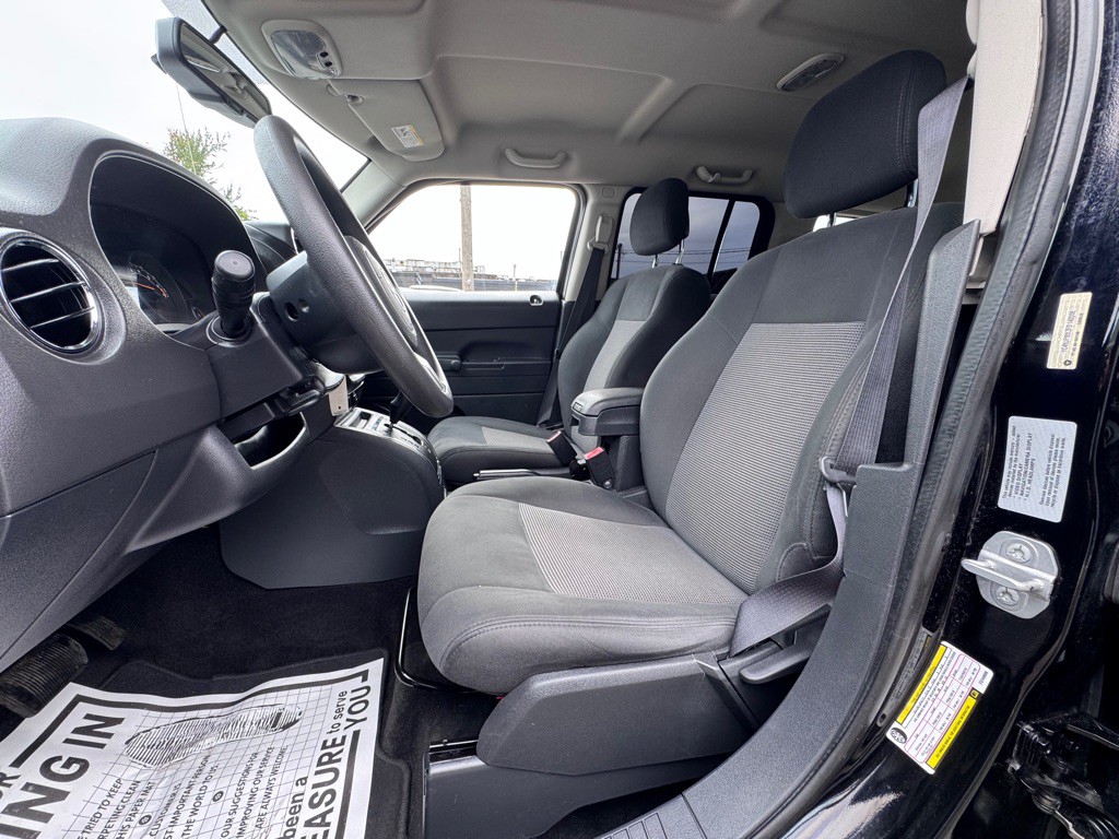 2015 Jeep Patriot Image 9