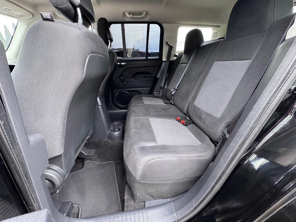 2015 Jeep Patriot Image 10