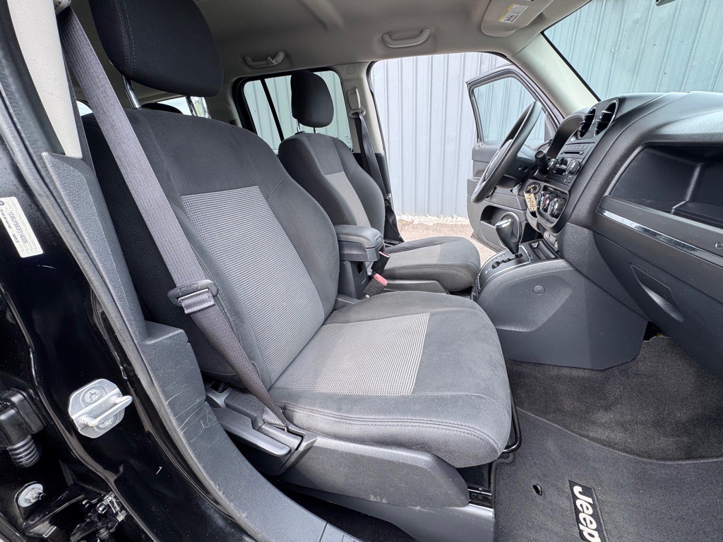 2015 Jeep Patriot Image 11