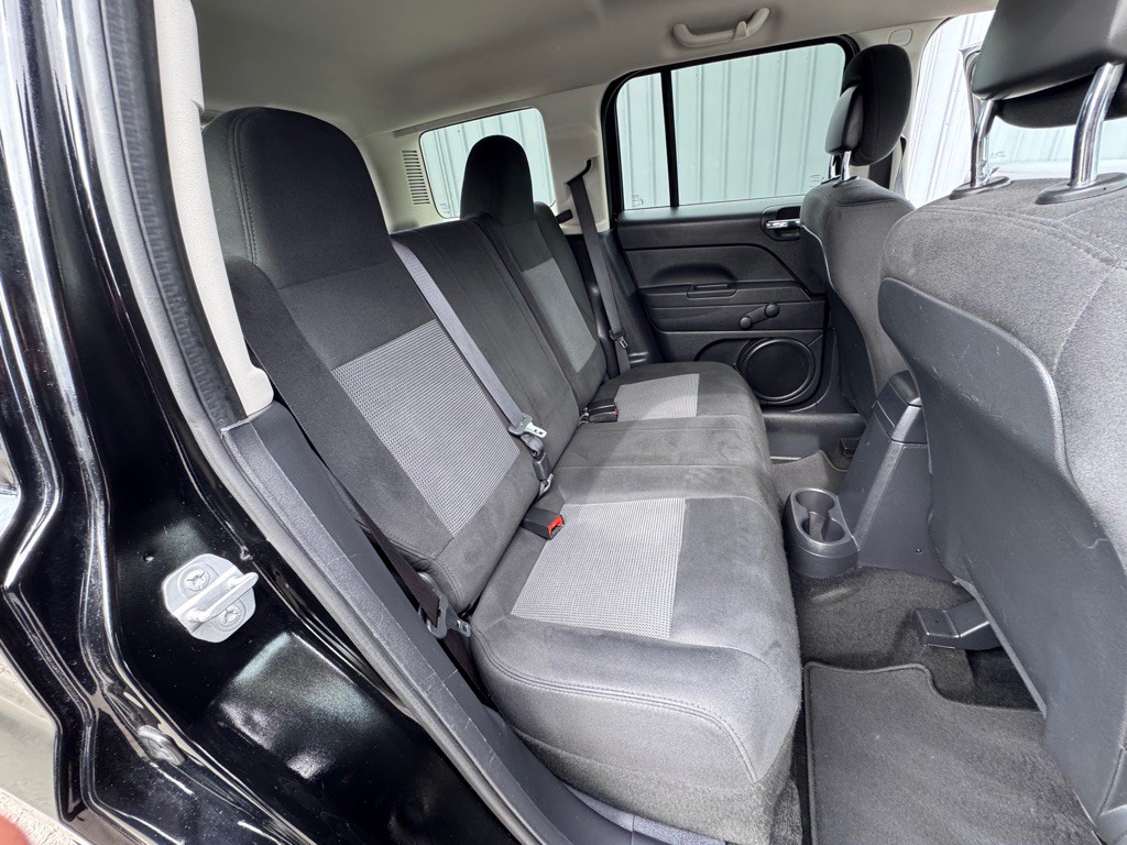 2015 Jeep Patriot Image 12