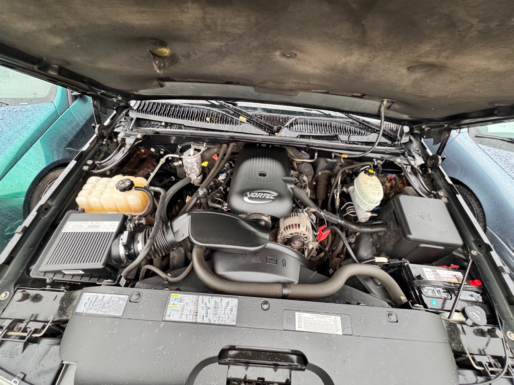 2003 Chevrolet Silverado 1500 Image 10