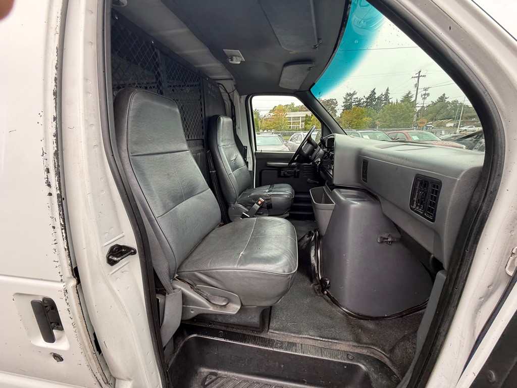 1996 Ford Econoline Image 15