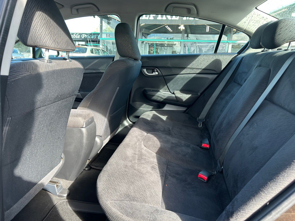 2013 Honda Civic Image 8