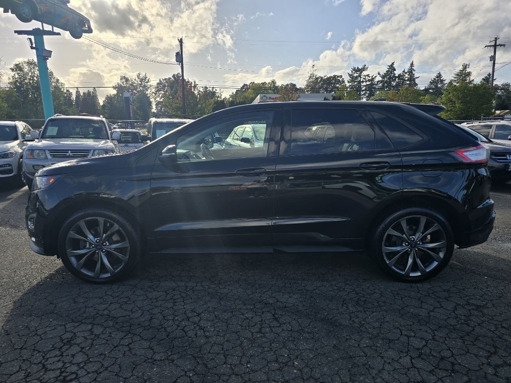 2017 Ford Edge Image 2