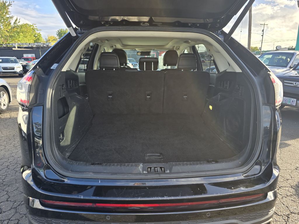2017 Ford Edge Image 15