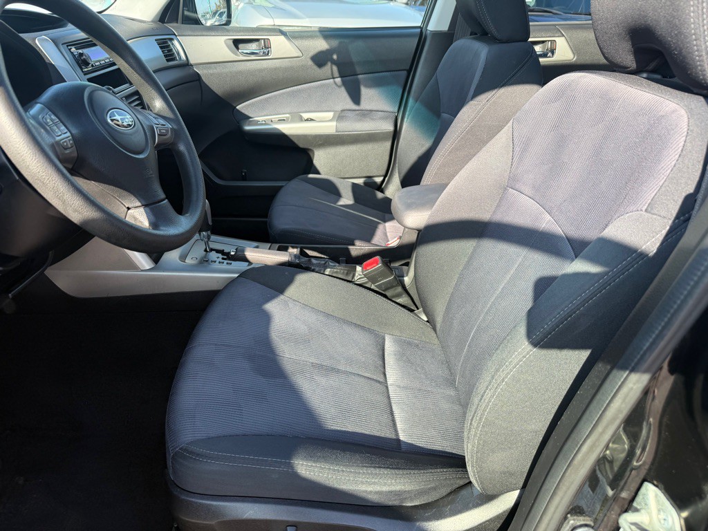 2010 Subaru Forester Image 6