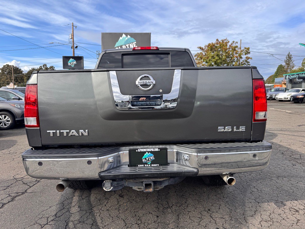 2005 Nissan Titan Image 4