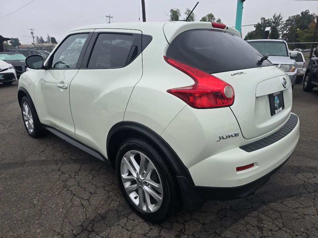 2012 Nissan Juke Image 2