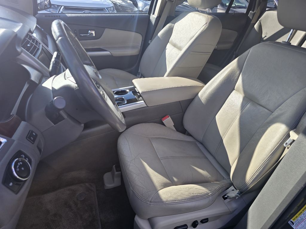 2014 Ford Edge Image 9