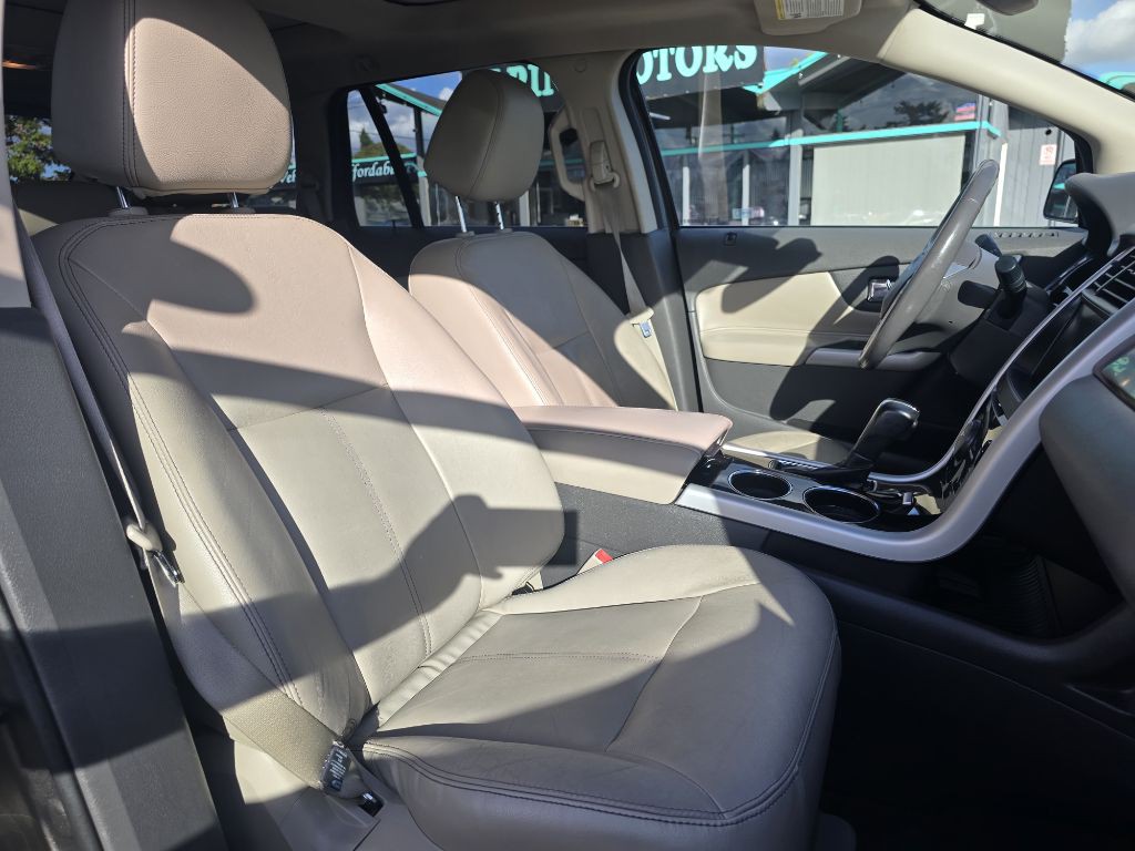 2014 Ford Edge Image 10