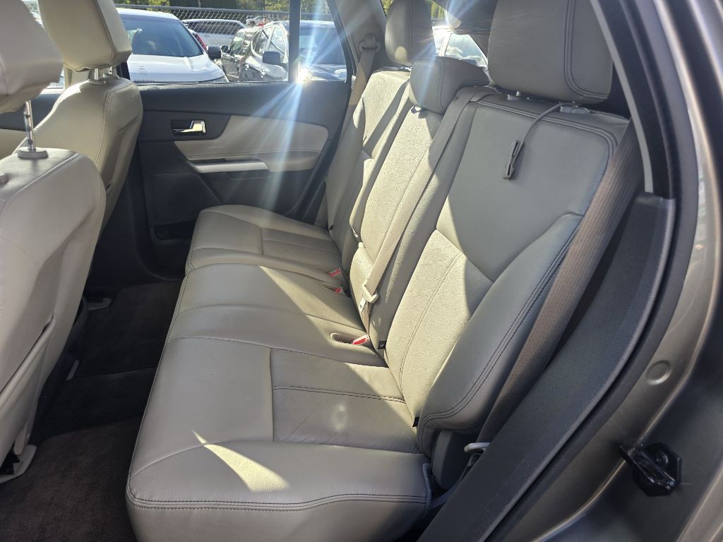 2014 Ford Edge Image 13