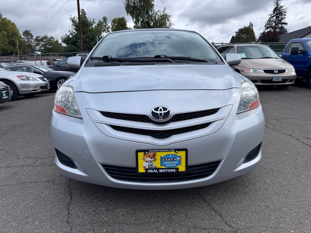 2008 Toyota Yaris Image 8