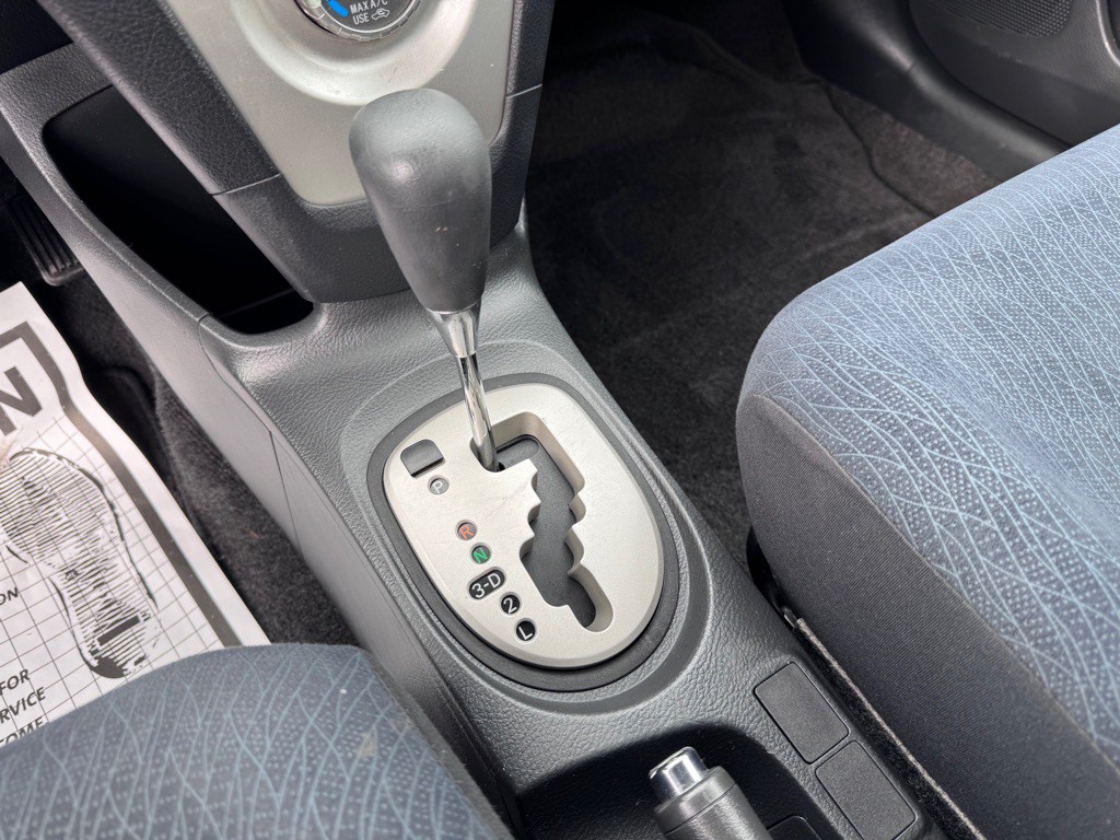2008 Toyota Yaris Image 18