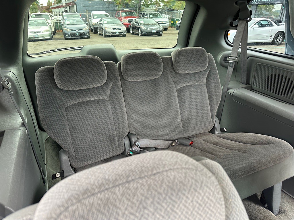 2005 Dodge Grand Caravan Image 10