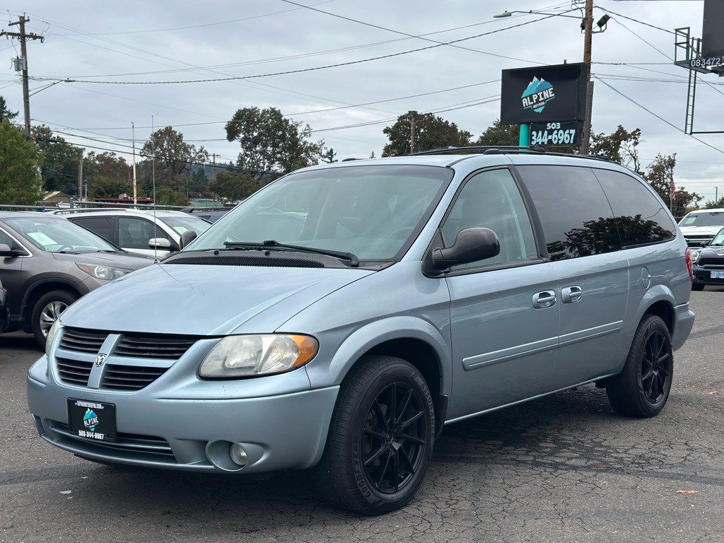 2005 Dodge Grand Caravan Image 1