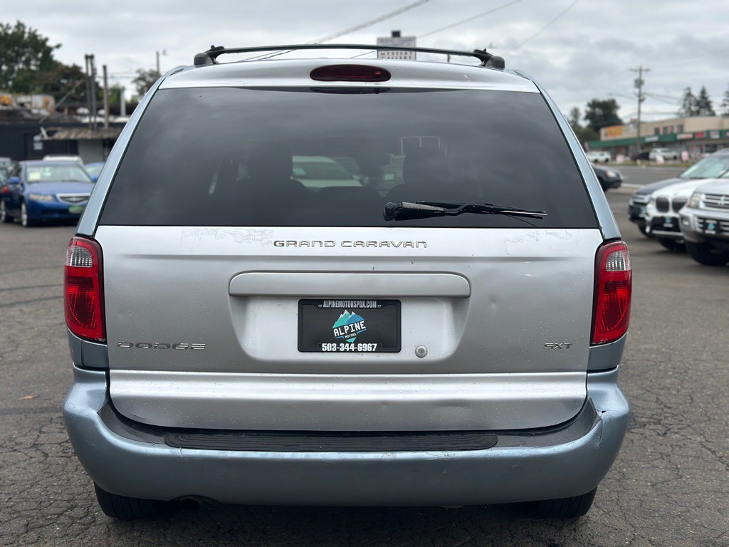 2005 Dodge Grand Caravan Image 3