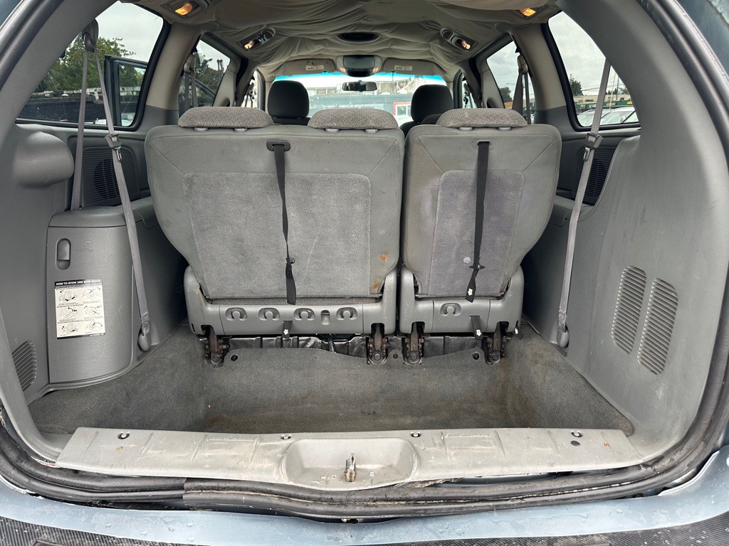 2005 Dodge Grand Caravan Image 12