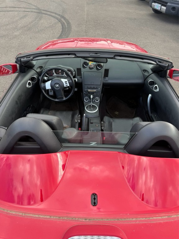 2005 Nissan 350Z Image 7