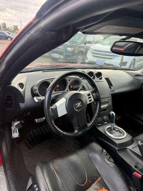 2005 Nissan 350Z Image 8