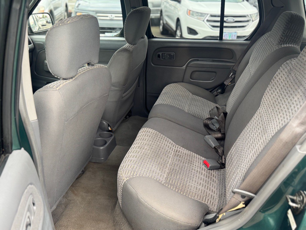 2001 Nissan Xterra Image 8