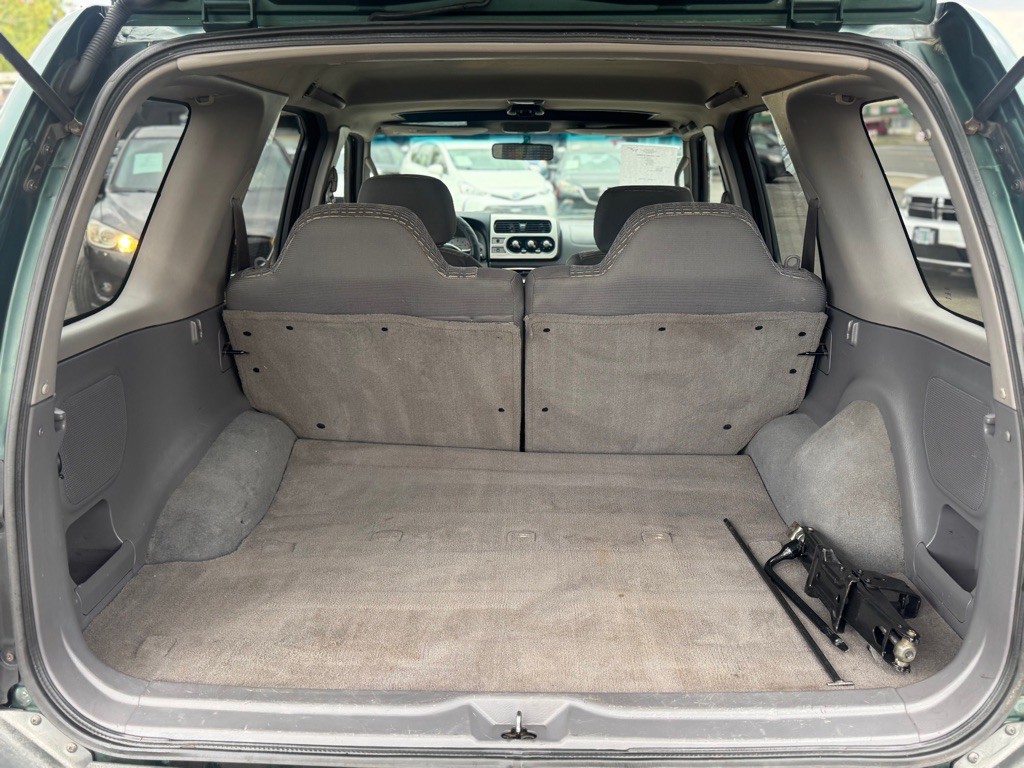 2001 Nissan Xterra Image 10