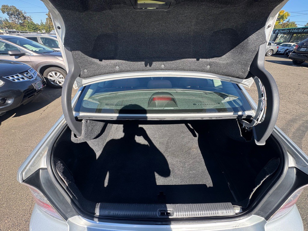 2006 Subaru Legacy Image 12