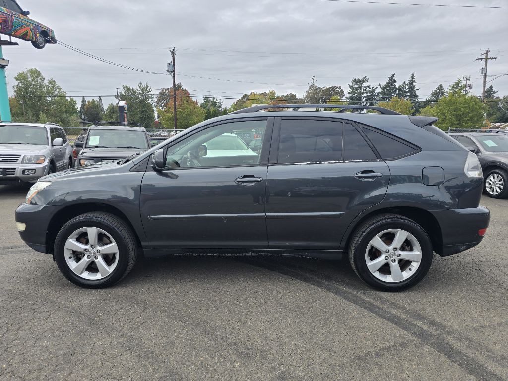 2005 Lexus RX Image 2