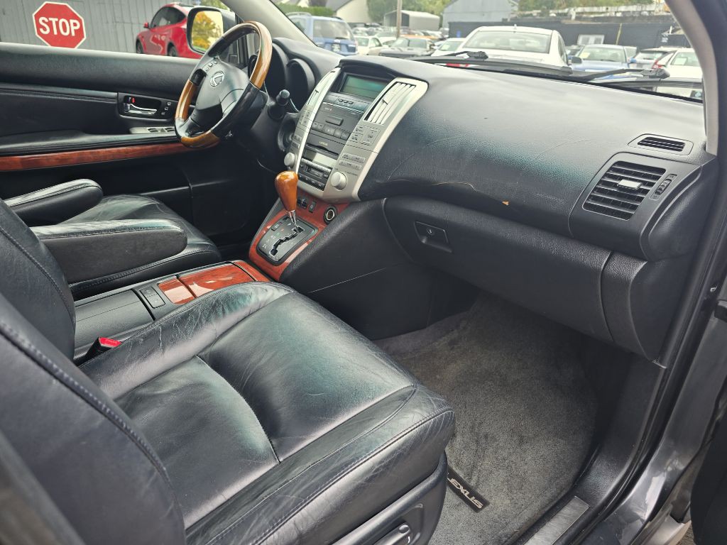 2005 Lexus RX Image 12