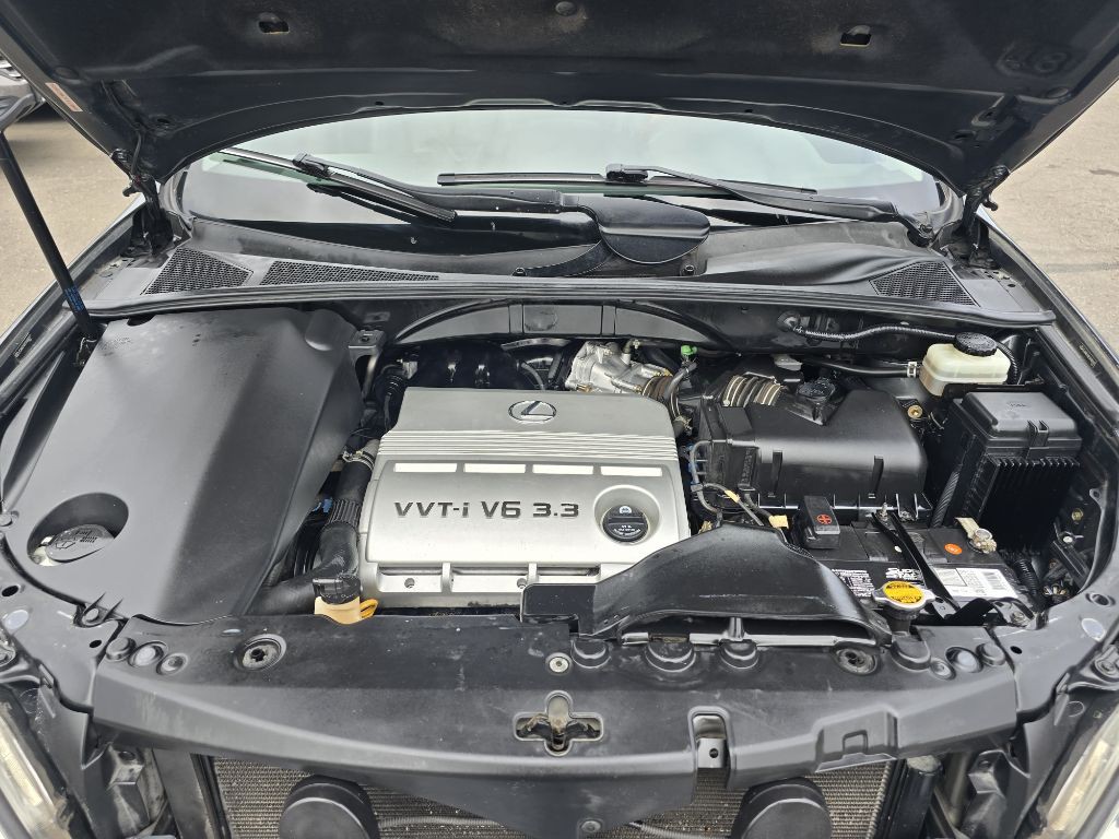 2005 Lexus RX Image 16