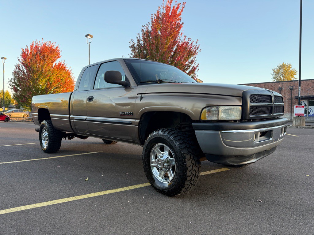 2001 Dodge Ram 2500 Image 9