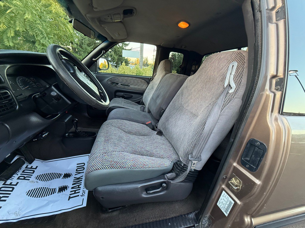 2001 Dodge Ram 2500 Image 11