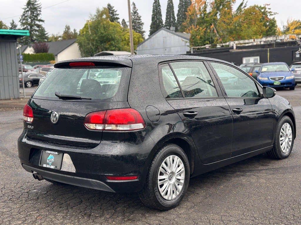 2013 Volkswagen Golf Image 4