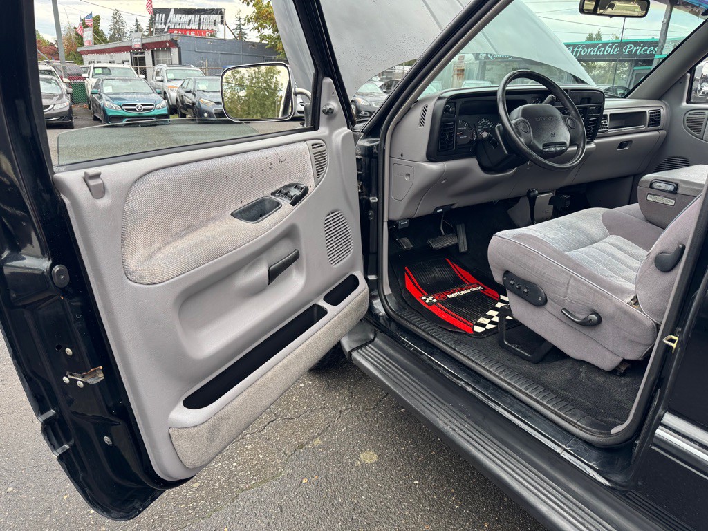 1994 Dodge Ram 1500 Image 9