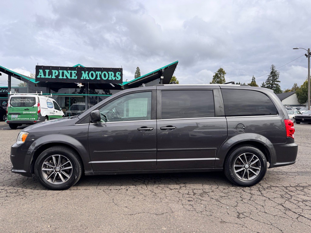 2017 Dodge Grand Caravan Image 2