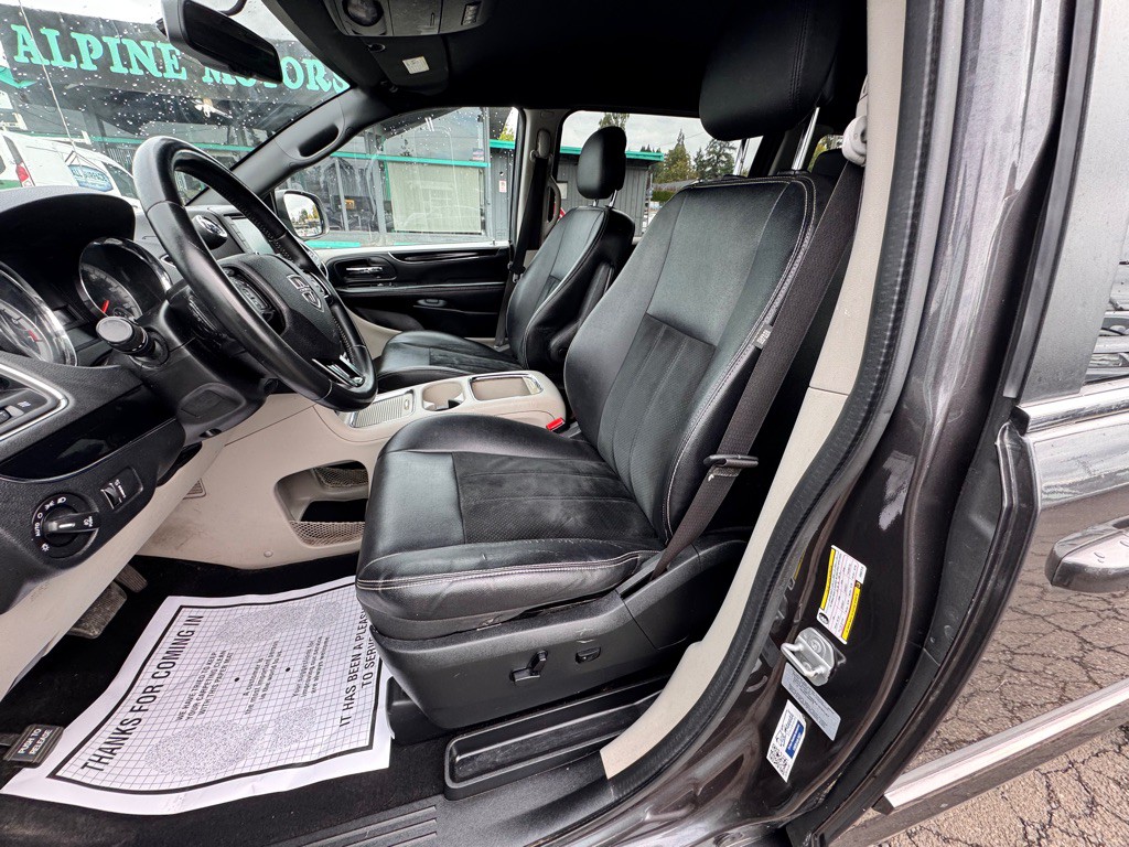 2017 Dodge Grand Caravan Image 9