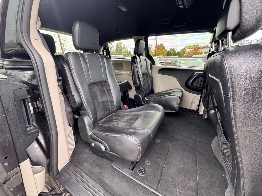 2017 Dodge Grand Caravan Image 17
