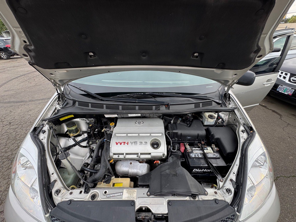 2004 Toyota Sienna Image 19