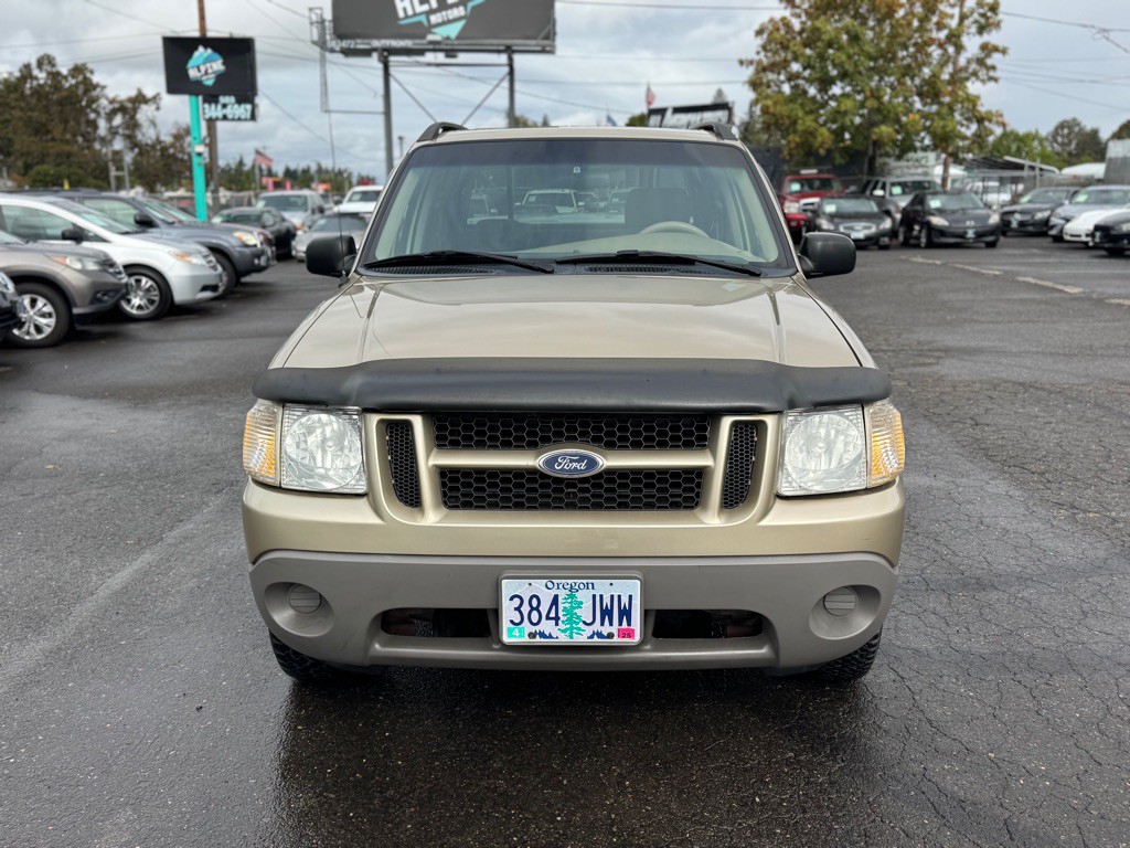 2001 Ford Explorer Image 2
