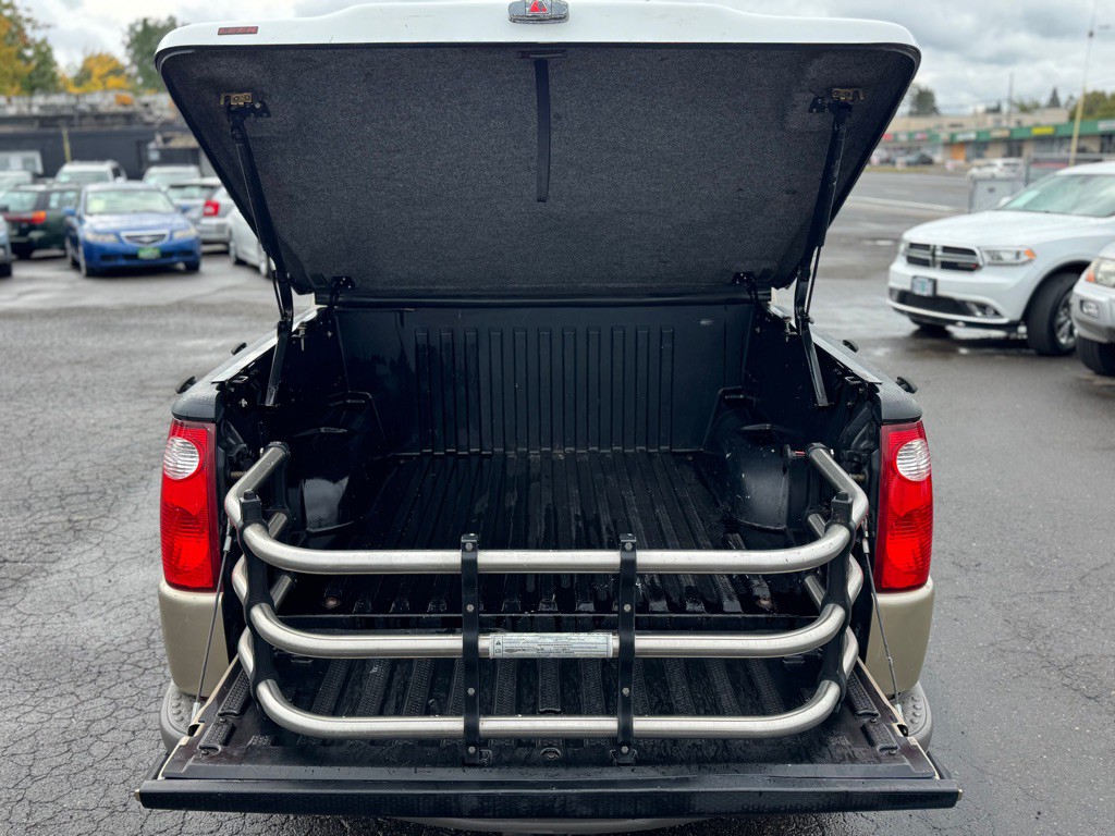 2001 Ford Explorer Image 8