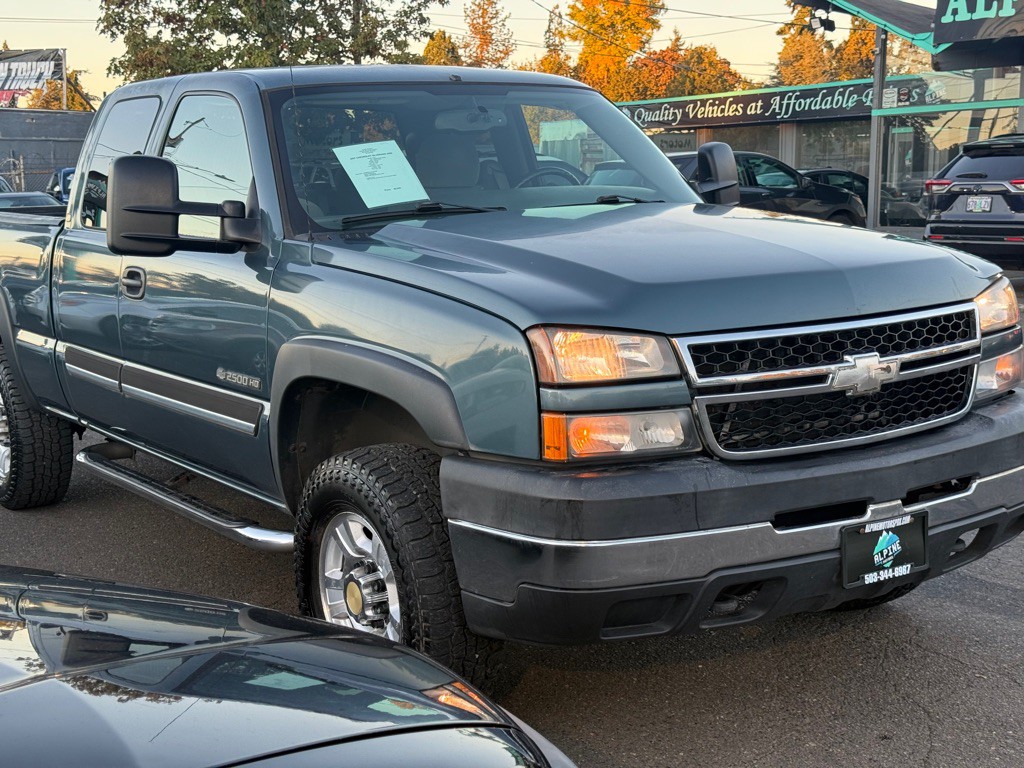 2007 Chevrolet Silverado 1500 Image 2