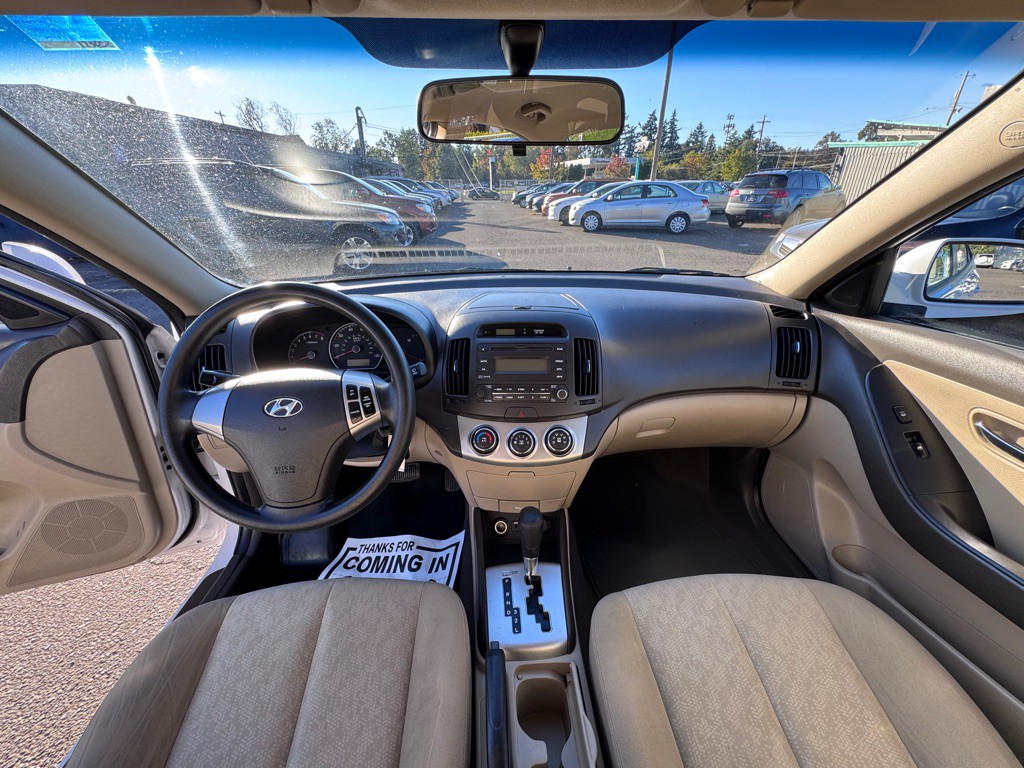 2010 Hyundai Elantra Image 13