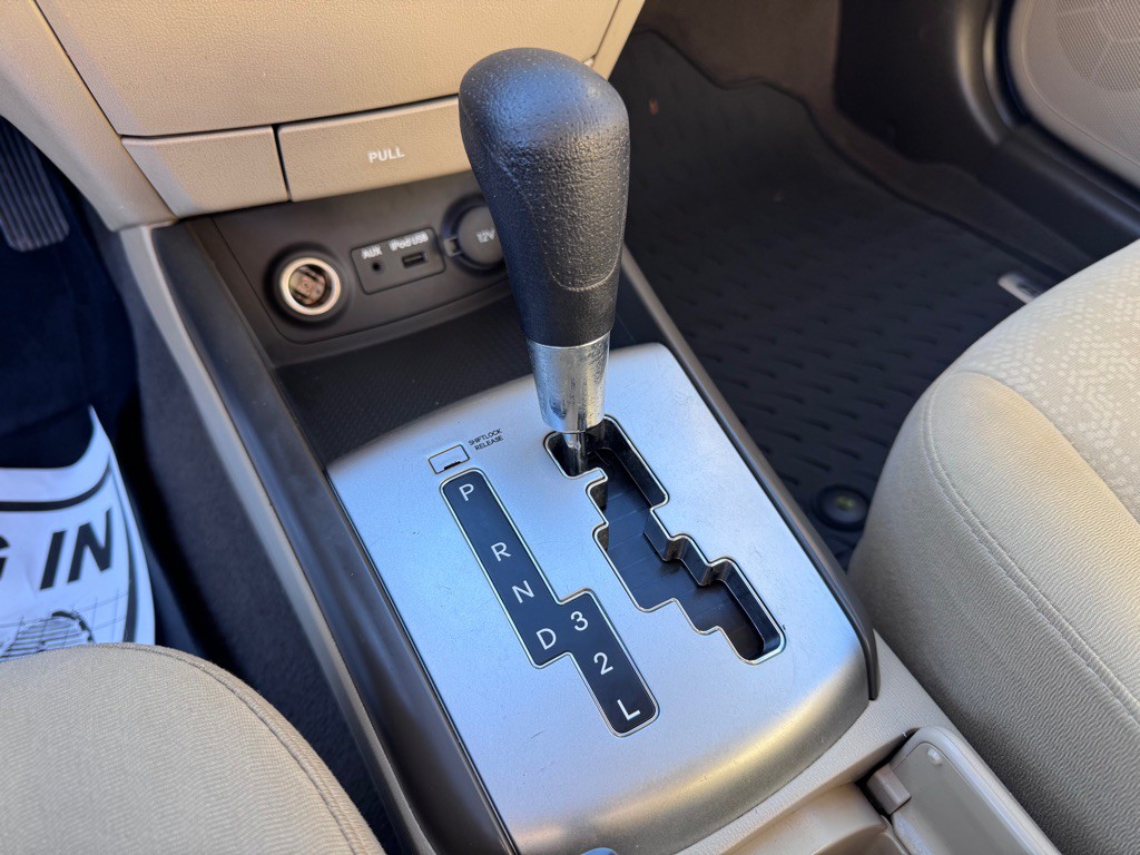 2010 Hyundai Elantra Image 19