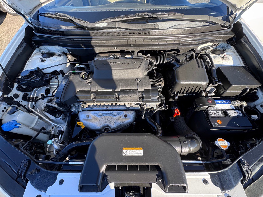 2010 Hyundai Elantra Image 20